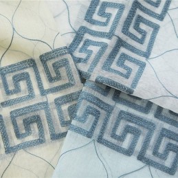 Luxuriöser Fenstervorhang, Geometrisch Bestickt, Hochwertiger Tüll, Maßgefertigter Vorhang