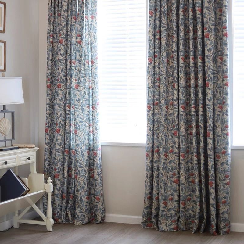 Verdunkelungsvorhänge Im Amerikanischen Landhausstil Mit Blumenmuster